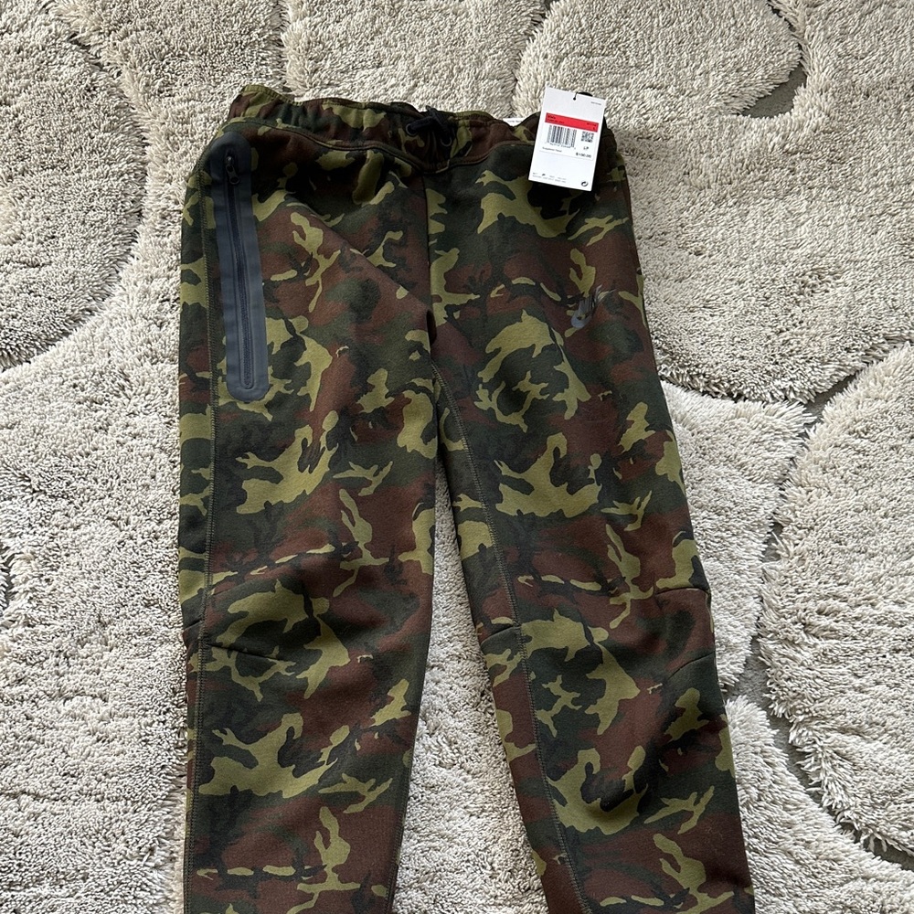 Nike Kids Camo Joggers - Green and Brown